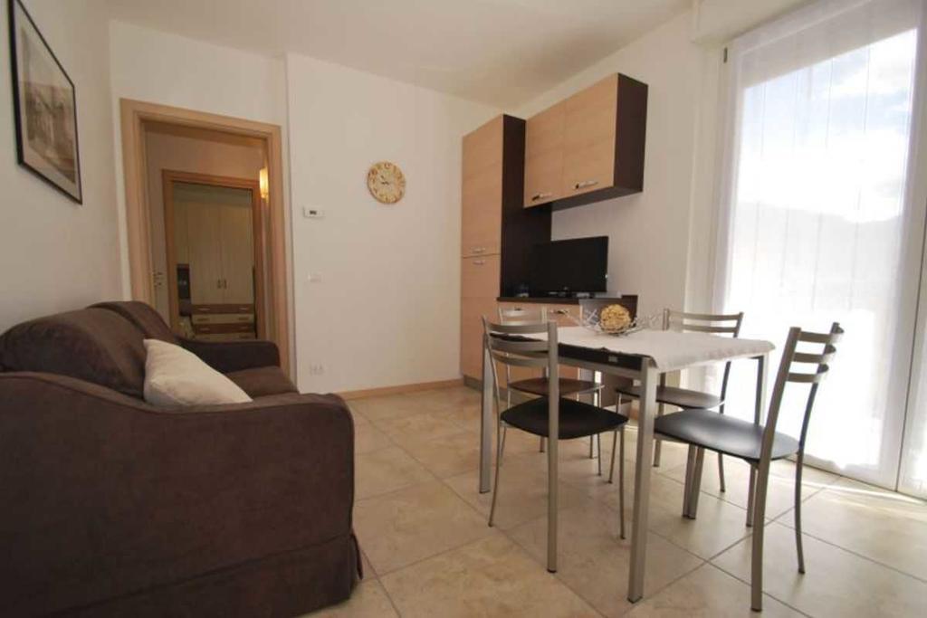Residence Giuliana Dervio Buitenkant foto